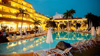 R2 Buganvilla Hotel & Spa