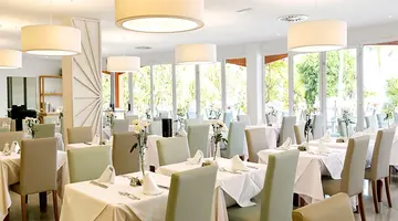 R2 Buganvilla Hotel & Spa