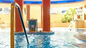 R2 Buganvilla Hotel & Spa