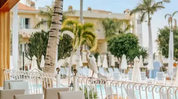 R2 Buganvilla Hotel & SPA