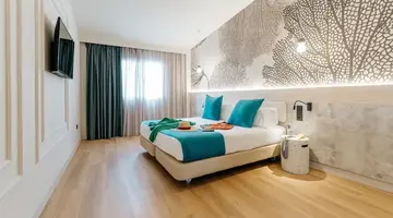 R2 Higos Beach Apartments