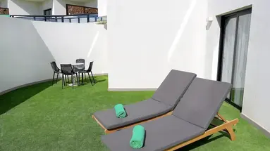 R2 Higos Beach Apartments