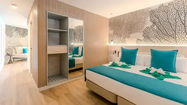 R2 Higos Beach Apartments