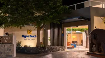 R2 Higos Beach Apartments