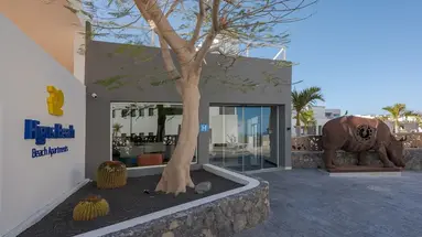 R2 Higos Beach Apartments