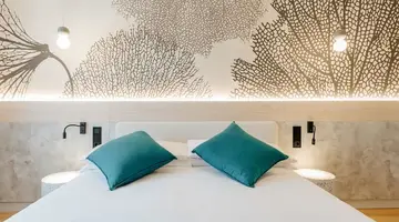 R2 Higos Beach Apartments