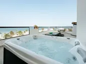 R2 Higos Beach Apartments