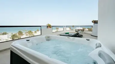 R2 Higos Beach Apartments
