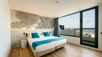 R2 Higos Beach Apartments