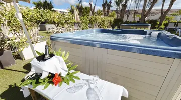 R2 Romantic Fantasia Dreams & Suites