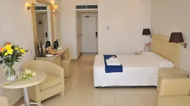 Radisson Beach Resort Larnaca