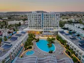 RADISSON BEACH RESORT LARNACA