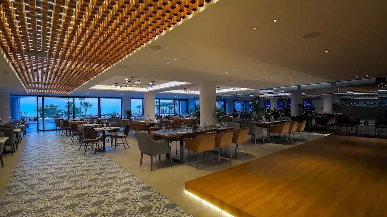 Radisson Beach Resort Larnaca