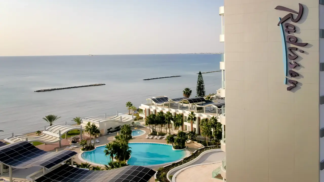 RADISSON BEACH RESORT LARNACA