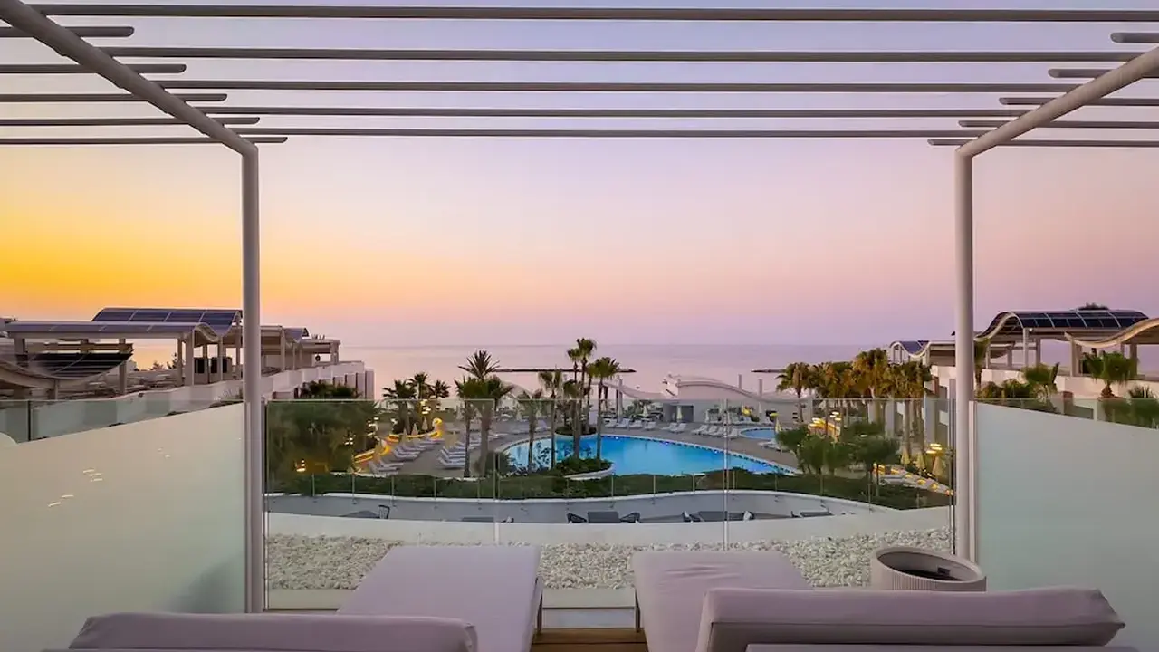 Radisson Beach Resort Larnaca