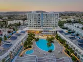 Radisson Beach Resort Larnaca
