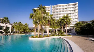 Radisson Beach Resort