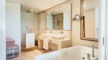 RADISSON BLU AZURI RESORT&SPA