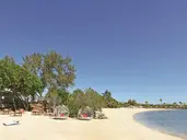 Radisson Blu Azuri Resort & SPA