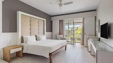 Radisson Blu Azuri Resort & SPA