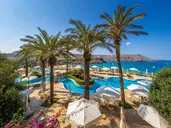 Radisson Blu Golden Sands Resort