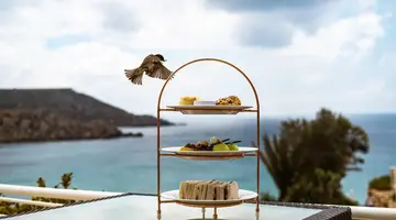 Radisson Blu Golden Sands Resort