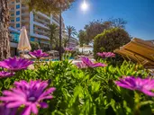 Radisson Blu Golden Sands Resort