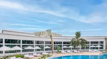 Radisson Blu Hotel &amp Resort, Abu Dhabi Corniche