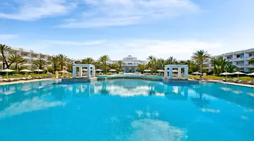 Radisson Blu Palace Resort & Thalasso