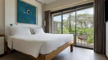 Radisson Blu Poste Lafayette Resort & SPA