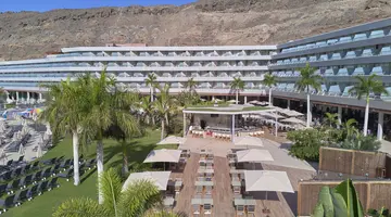 RADISSON BLU RESORT & SPA GRAN CANARIA MOGAN