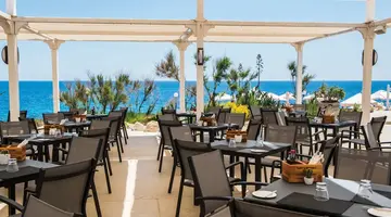 Radisson Blu St. Julian's Resort