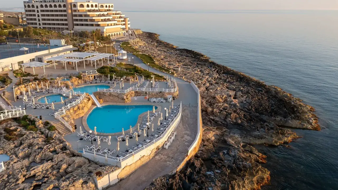 Radisson Blu St. Julian's Resort