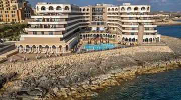Radisson Blu St. Julian's Resort