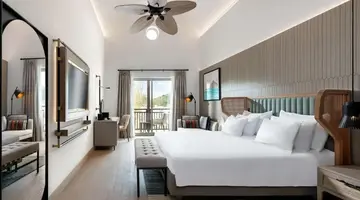 RADISSON COLLECTION HOTEL