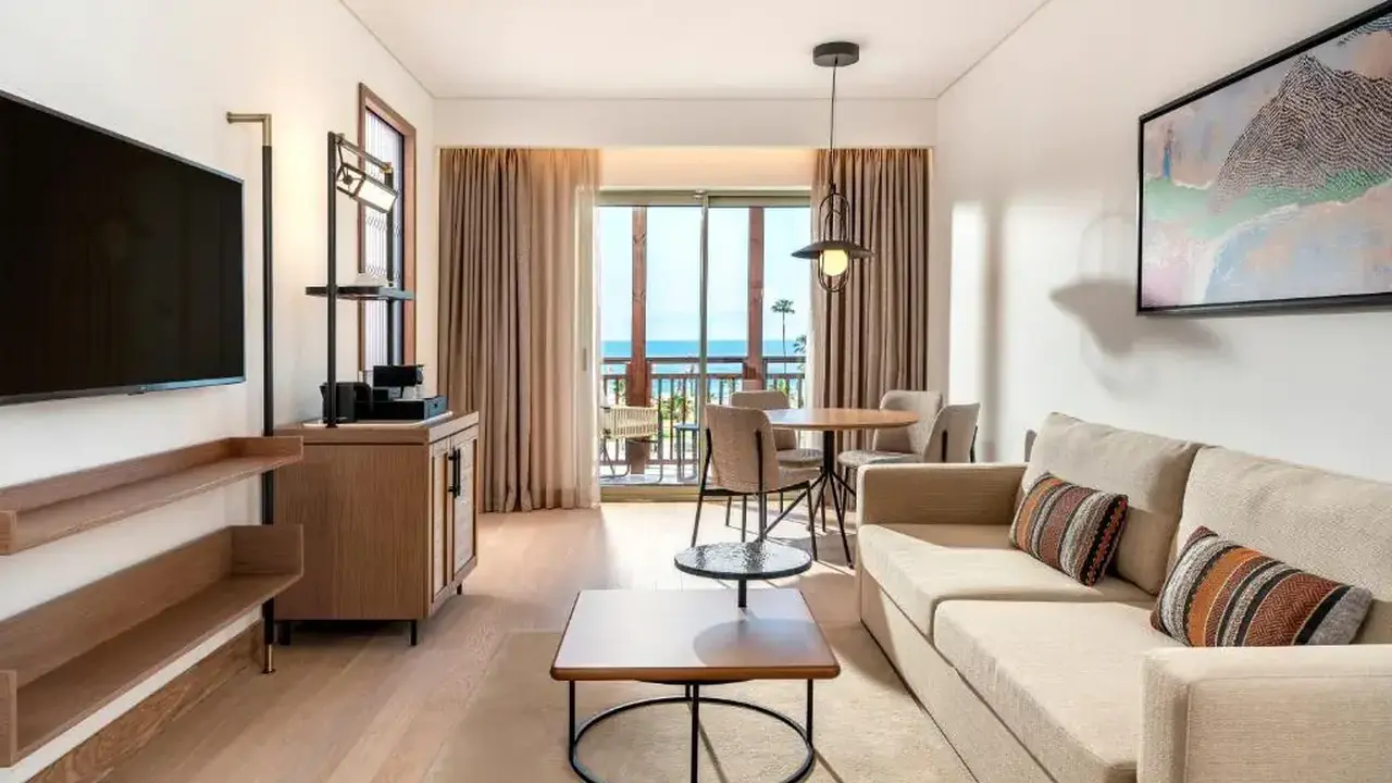 RADISSON COLLECTION HOTEL