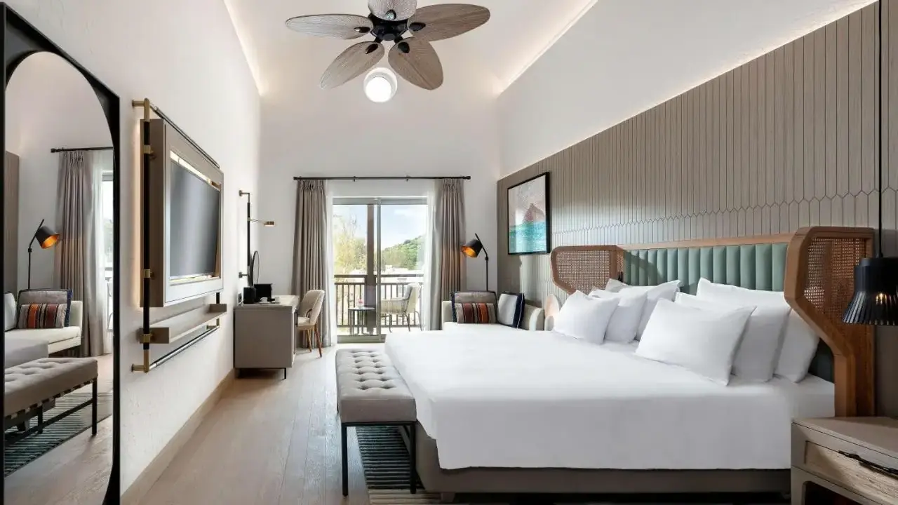 RADISSON COLLECTION HOTEL