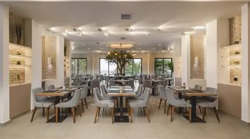RADISSON RESORT RUZA VJETROVA