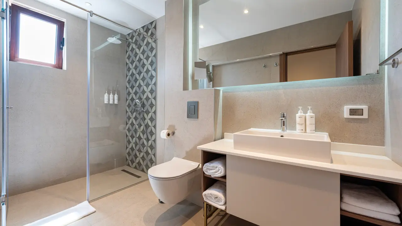 RADISSON RESORT RUZA VJETROVA