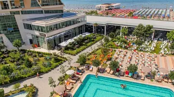 Rafaelo Deluxe Hotel and Spa
