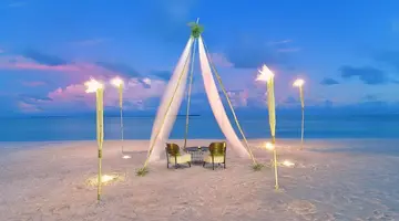 RAHAA RESORT