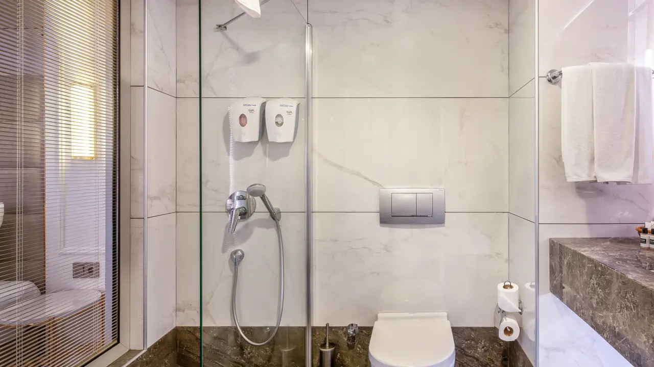 RAI PREMIUM TEKIROVA