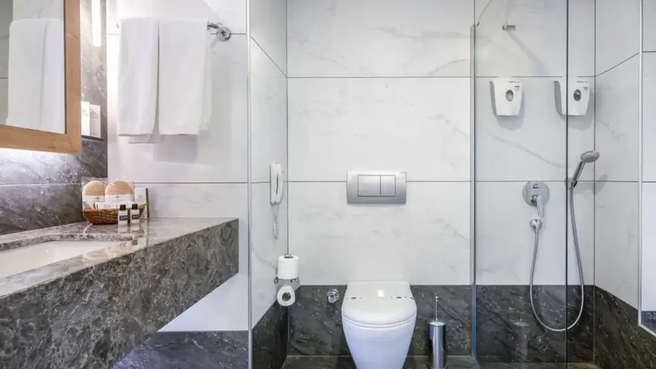 RAI PREMIUM TEKIROVA