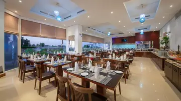 RAMADA BEACH HOTEL AJMAN