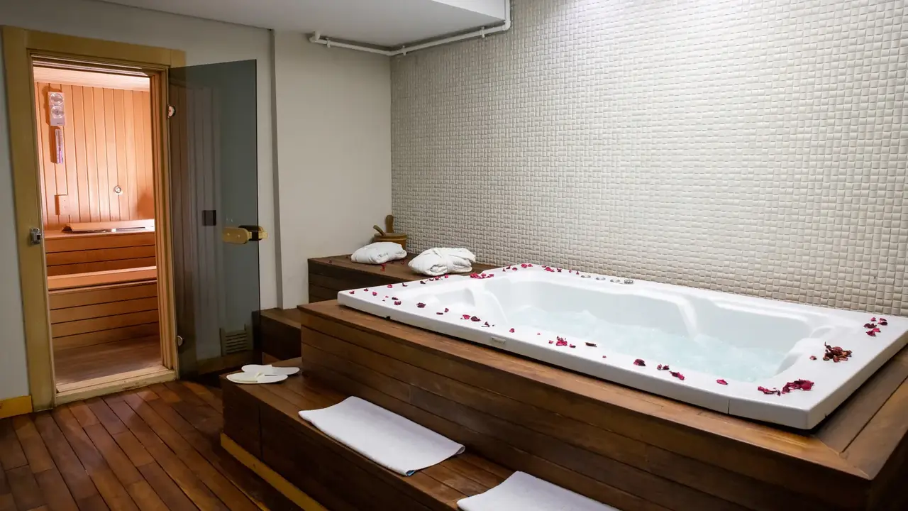 Ramada by Wyndham Istanbul Grand Bazaar