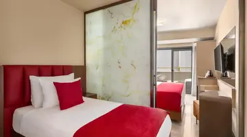 Ramada by Wyndham Istanbul Pera