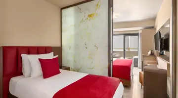 Ramada by Wyndham Istanbul Pera