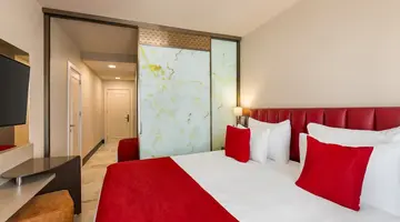 Ramada by Wyndham Istanbul Pera