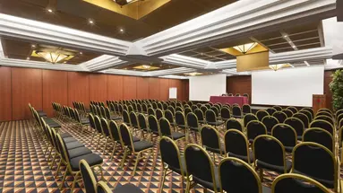 Ramada By Wyndham Naples
