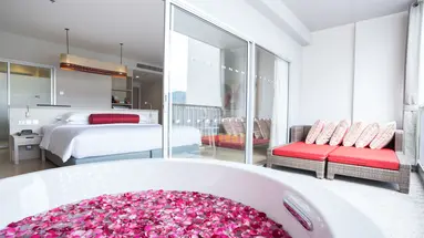 RAMADA BY WYNDHAM PHUKET DEEVANA PATONG